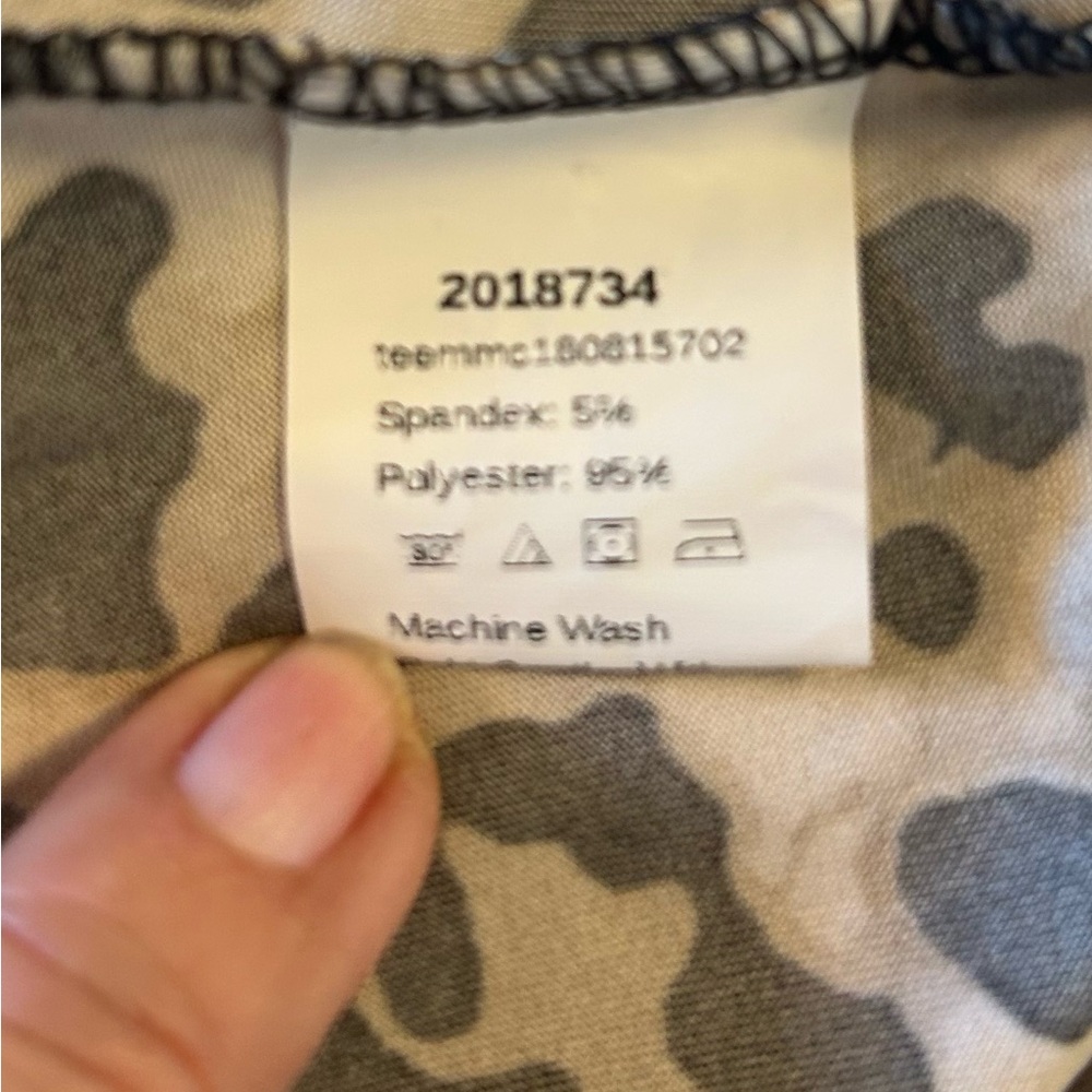 Princie Leopard Print Turtleneck Top Soft Lightweight Jersey Stretch Fabric Sz S - Picture 9 of 10